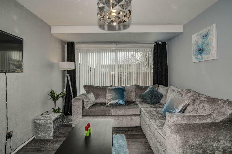 Newly Renovated Modern Home Манчестер Екстер'єр фото